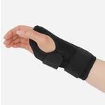 Een paar sport lente ondersteunde knie brace compressie bescherming patella rijden beschermende uitrusting one size (zwart / rood)