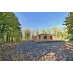 Modern chalet voor 6 personen met hottub aan de rand van het bos in Noiseux