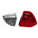 Achterlicht rechts binnen stationwagon