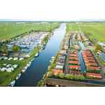 Prachtige 14 persoons bungalow met bubbelbad, sauna en sunshower op Tusken de Marren