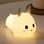 Witte basis creatieve 3D Tricolor LED decoratieve nachtlampje knop USB versie vorm: konijn (Wit-warm-warm wit)