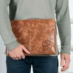 Leren laptophoes graveren - Bruin (15 inch)