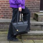 Leren laptoptas dames 15.6 inch - taupe crocoprint - M?SZ Viona