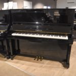 Yamaha UX30BL PE messing piano 4753146-1292