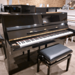 Yamaha P116 M PE messing piano (zwart hoogglans)