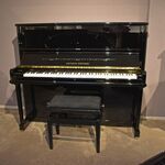 Yamaha B2E PWH messing piano (wit hoogglans)