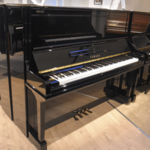 Yamaha P124 M SH3 PE messing silent piano (zwart hoogglans)