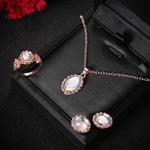 Vrouwen Opaal ketting oorbellen ring kristal sieraden set