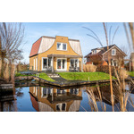 Luxe 12 persoons vakantiehuis dichtbij de Friese Wadden
