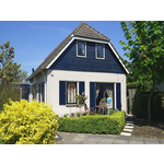 Vrijstaand 5 persoons vakantiehuis op een leuk familiepark in Roelofarendsveen!