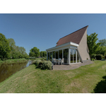 Fijn 8 persoons villa aan het water op Villapark Weddermeer met sauna.