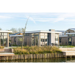 Modern en ruim 9 persoons vakantiehuis, prachtig gelegen op Parc de Kievit, Baarle-Nassau