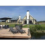 Tholen - Zeeland - Luxe wellness villa voor 10 personen.