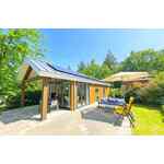Mooi vierpersoons cottage met een overkapping op een vakantiepark in Rhenen